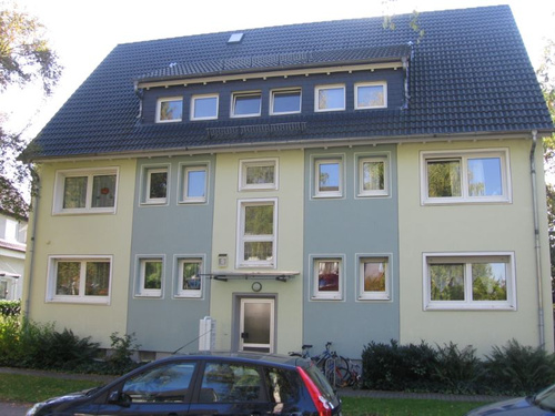 Praktisch geschnittene Dachgeschosswohnung kurzfristig frei