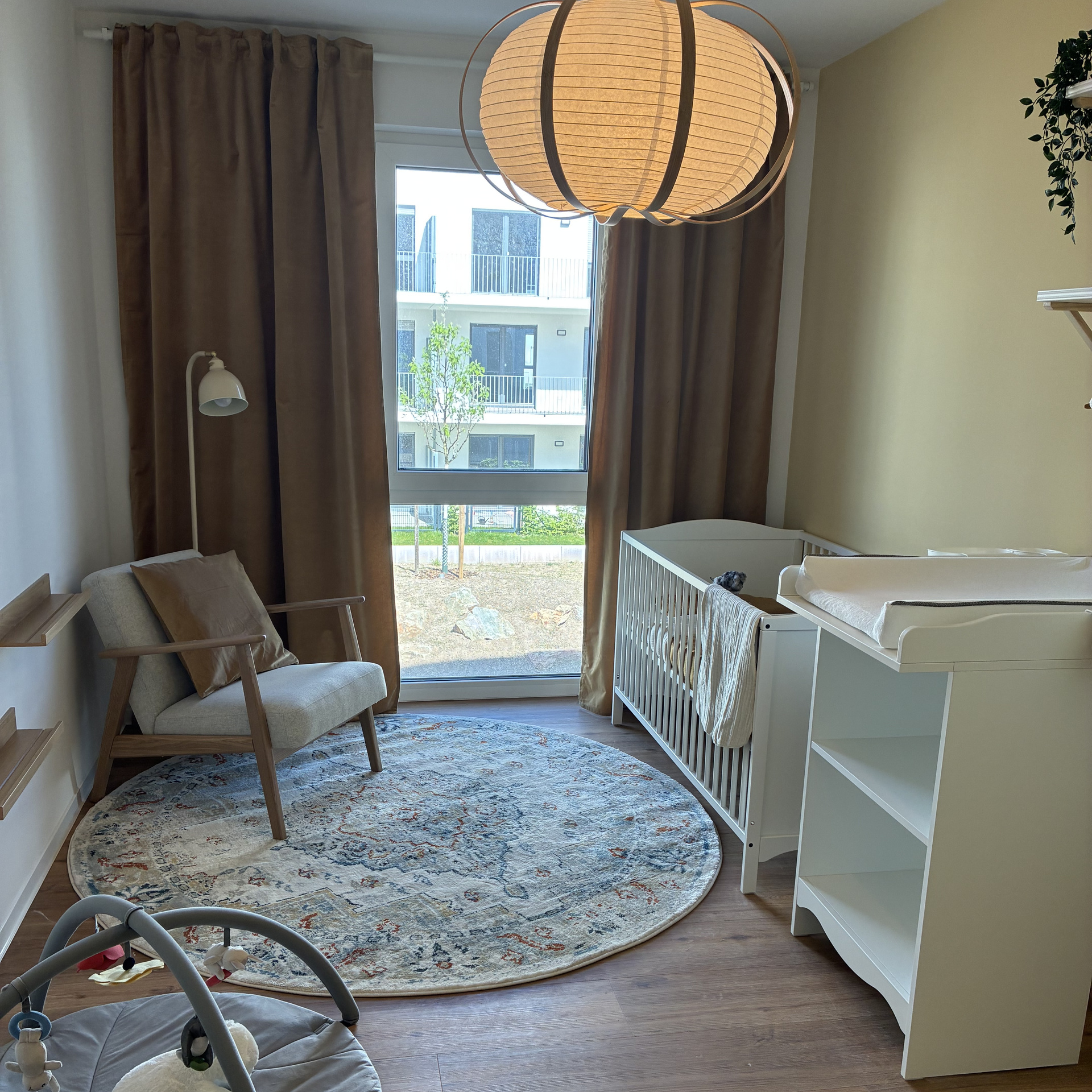 Zu sehen ist das mit IKEA eingerichtete Kinderzimmer in der Musterwohnung im Elisabethentor in Wiesbaden-Delkenheim