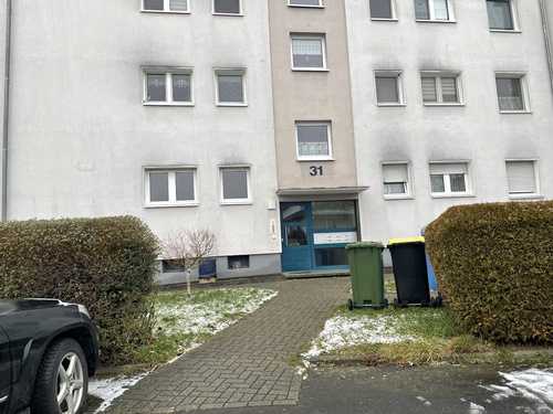 3-Zimmer-Wohnung im Erdgeschoss mit Balkon und Keller