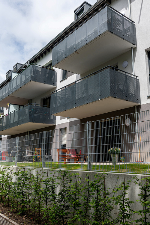 2 Zimmer Wohnung mit Balkon und Keller in Wiesbaden Dotzheim