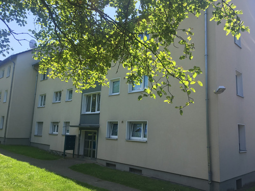 Gepflegte 4-Zimmer-Wohnung mit Balkon in Baunatal-Kirchbauna