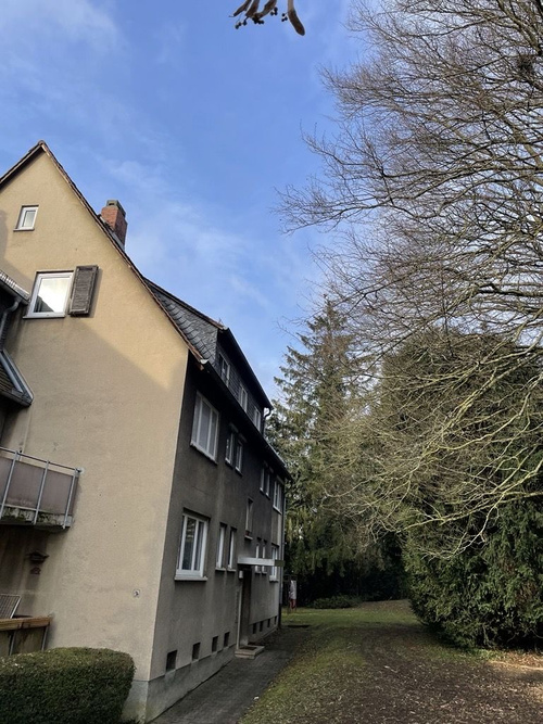 Ruhiges Wohnen in Frankfurt-Bergen - 3-Zimmer-Wohnung mit Balkon