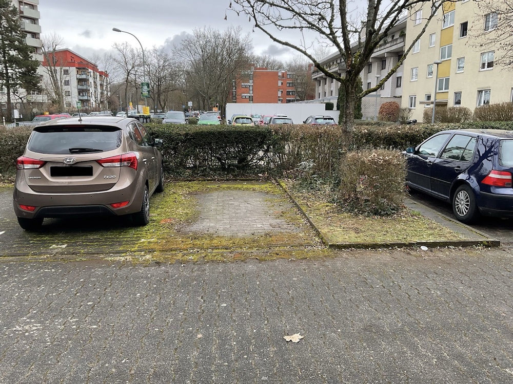 Parkplatz Nr.5_Leuchte52-54