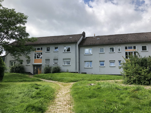 Praktisch geschnittene 3-Zimmer-Wohnung mit Balkon in Hessisch Lichtenau!