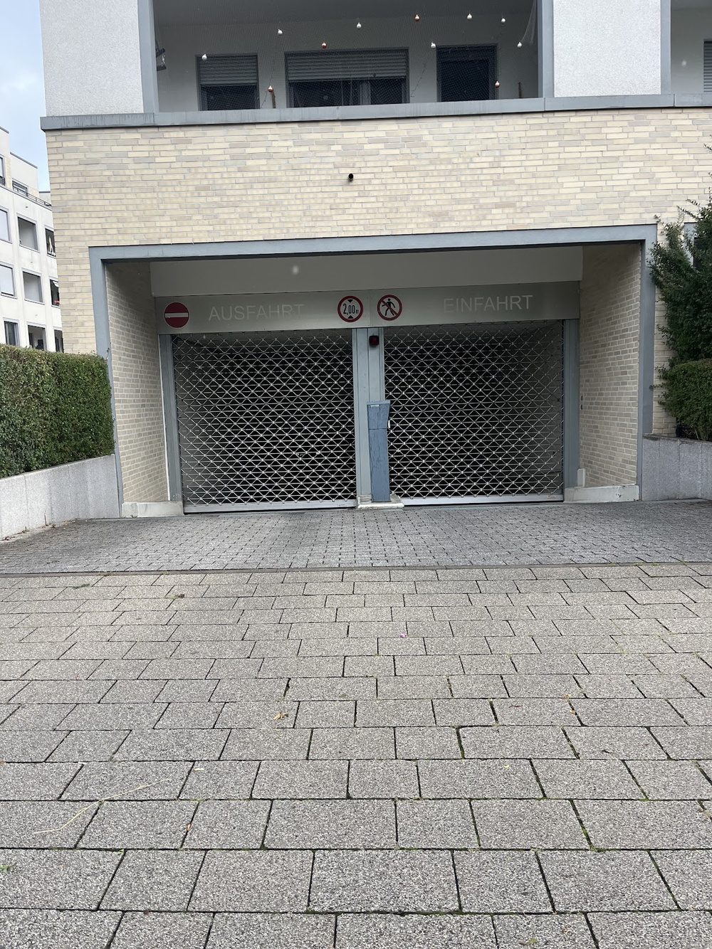 Einfahrt Tiefgarage