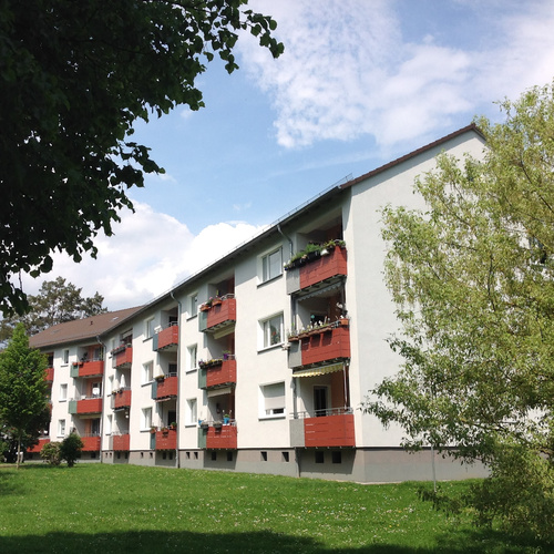 Praktisch geschnittene 2-Zimmer-Wohnung mit Balkon