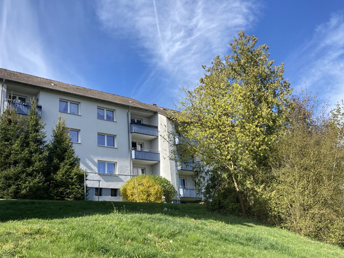 3-Zimmer-Wohnung mit Balkon und Keller auf ca. 63 m²