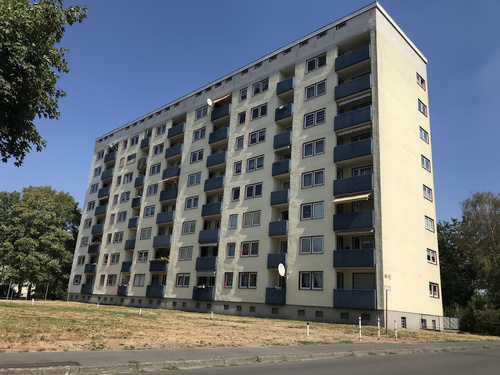 Komfortable 2 Zimmer Wohnung mit Balkon und Aufzug in Kassel Waldau