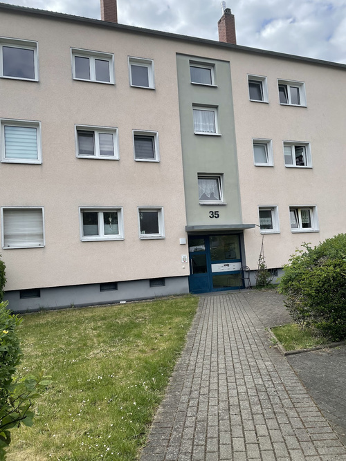 Ruhige 3-Zimmer-Wohnung mit Balkon im 2. OG