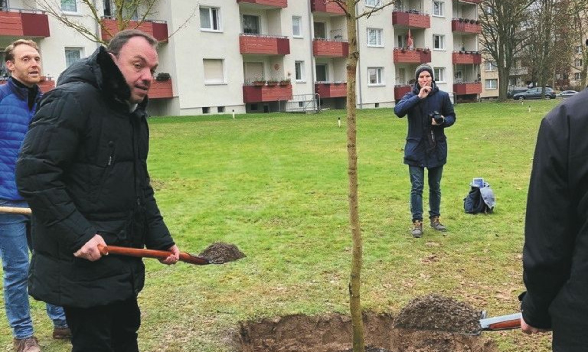 Auch Oberbürgermeister griff zur Schaufel