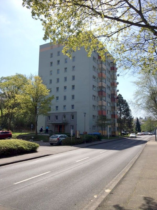 Großzügiges Wohnen auf ca. 76 m² im 8. Obergeschoss