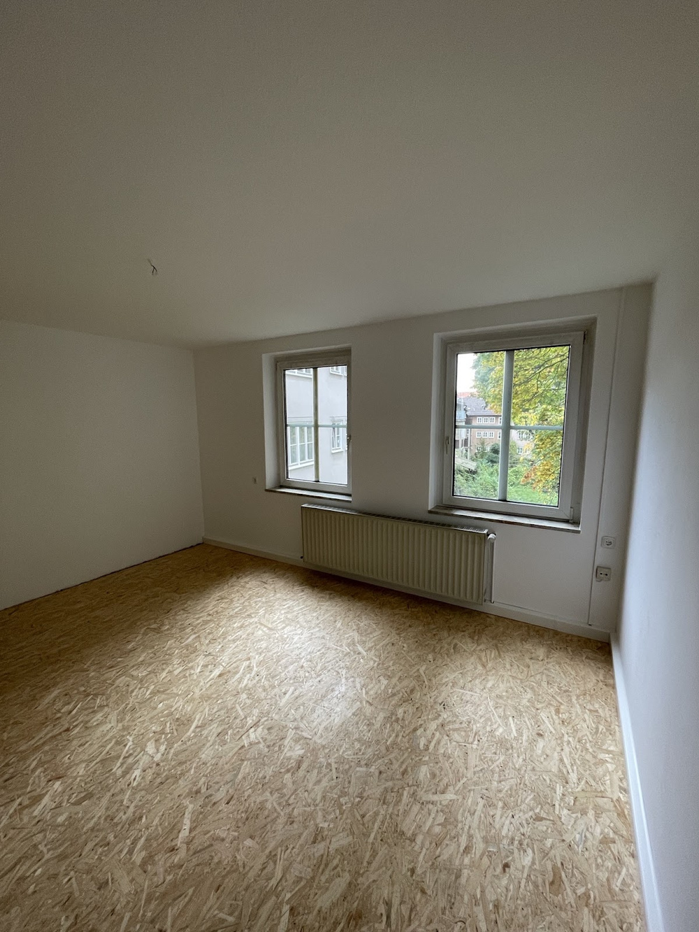 1. Zimmer links