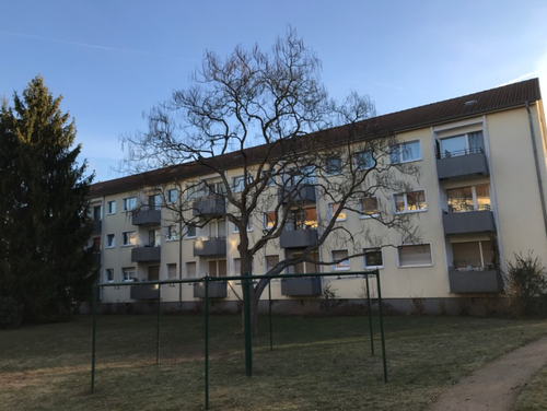 2-Zimmer-Wohnung mit Balkon und Keller in Hanau-Lamboy