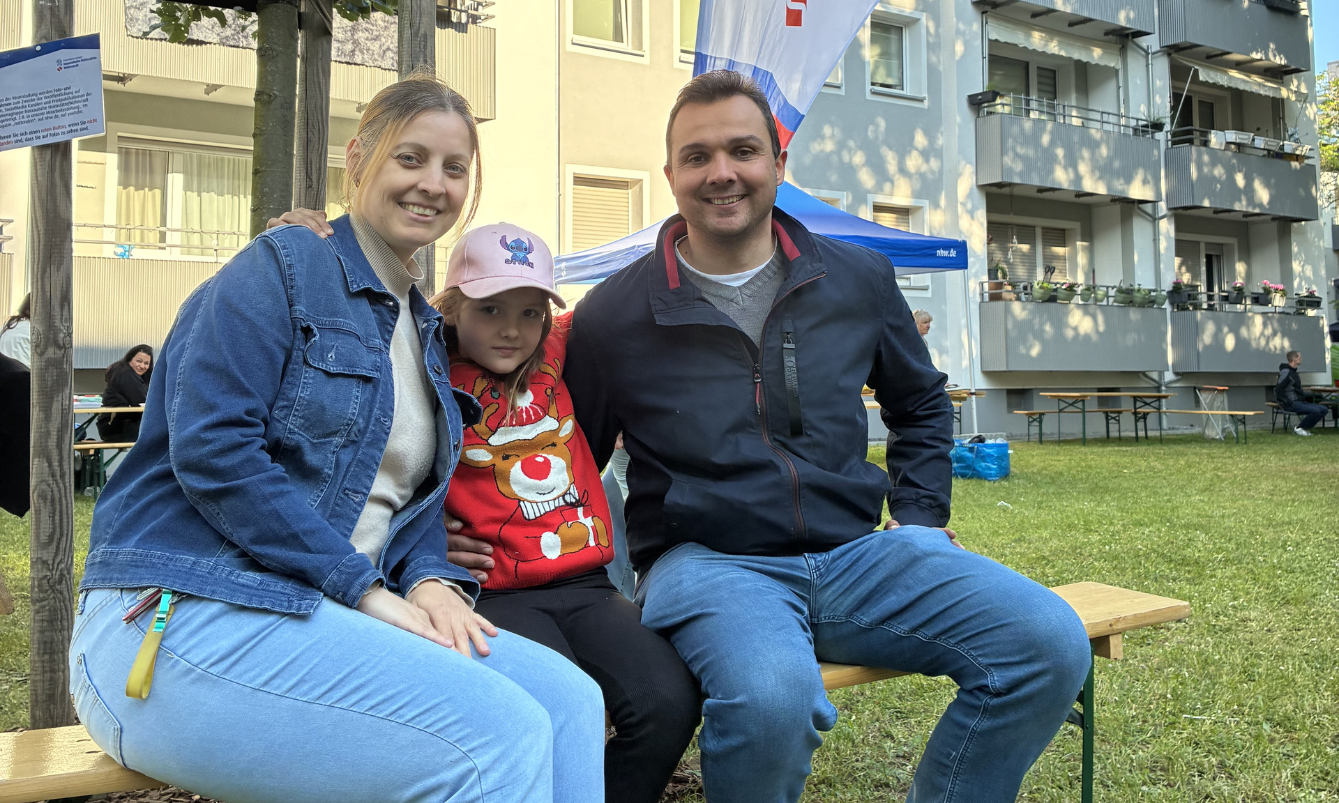 Glückliche Familie beim Mieterfest in Frankfurt-Fechenheim