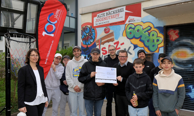 Das Projekt "Geräteschuppen" war aufwändiger und teurer als der ursprüngliche Plan, also hat die NHW ihre finanzielle Unterstützung auf 2.500 Euro angehoben. Foto: NHW / Thomas Rohnke