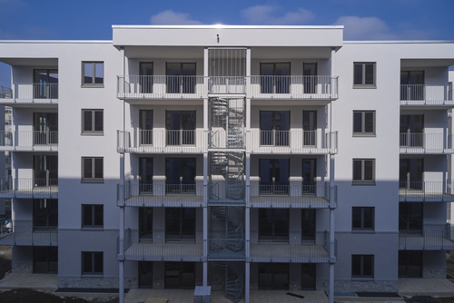 FairMieten/Mittelstandsprogramm: 2 Zimmer Wohnung mit Balkon, Aufzug und Keller in Frankfurt am Main