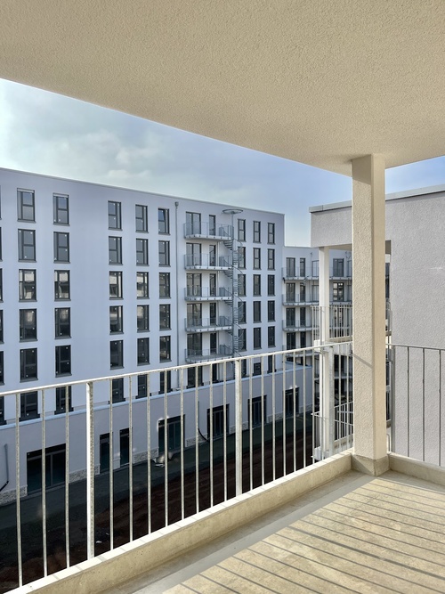 Freundliche Neubauwohnung über 3 Zimmer mit Balkon!