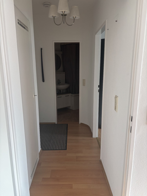 2-Zimmer-Wohnung mit Balkon, Aufzug und Keller in Dreieich-Sprendlingen