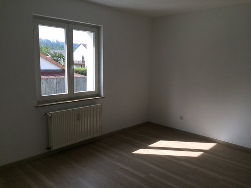 Erdgeschosswohnung mit Gartennutzung: 3 Zimmer in Solms