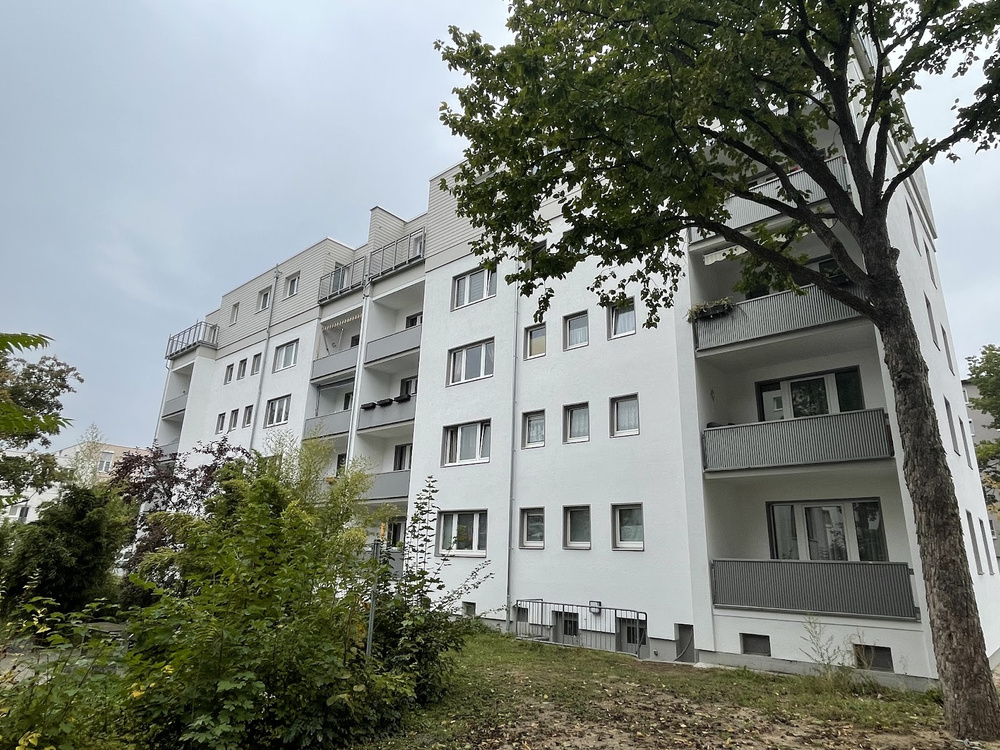 Breslauer Straße 2+4
