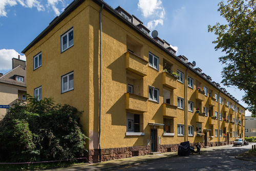 Praktischer Grundriss mit Balkonzugang über die Küche