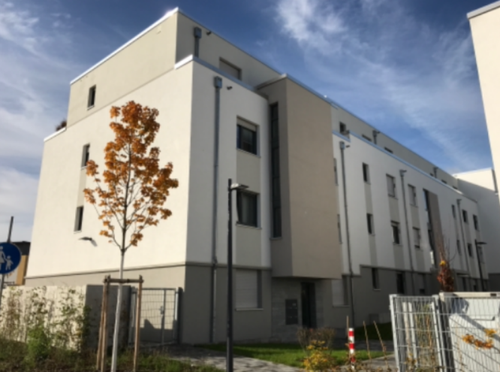 Moderne und geräumige 2-Zimmer-Wohnung mit Balkon