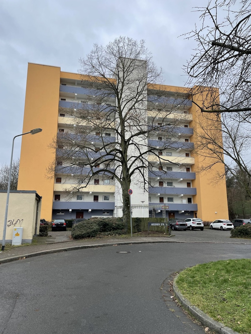 3 Zimmer Wohnung mit Balkon, Aufzug und Keller in Frankfurt Sachsenhausen