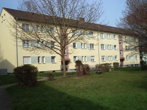 Praktische Aufteilung mit Gäste-WC und Keller in Baunatal Rengershausen