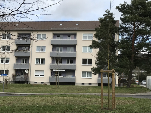 4-Zimmer-Wohnung mit Balkon und Keller im 1. Obergeschoss