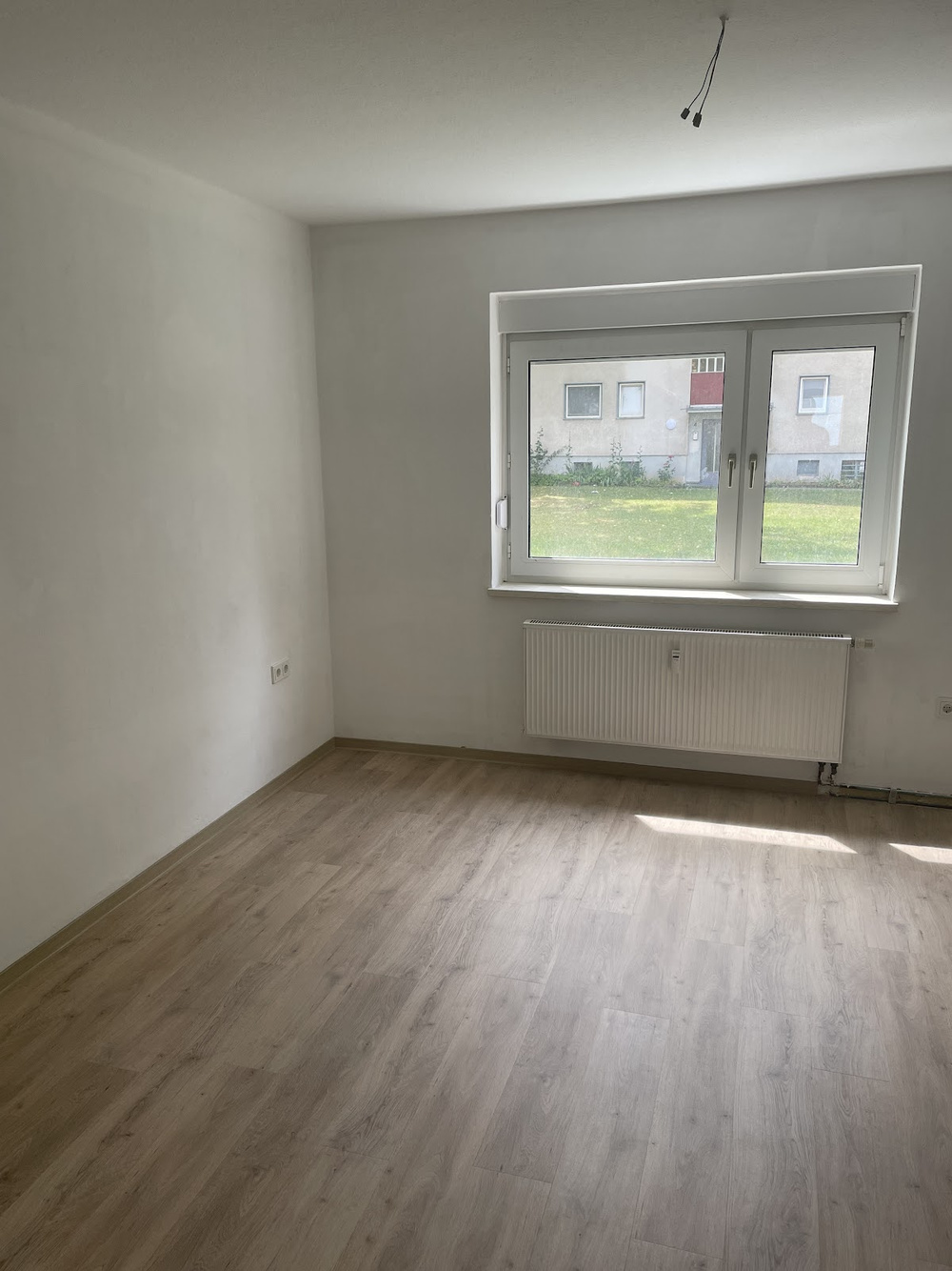 25215_Birkenweg 8_EG rechts_Schlafzimmer