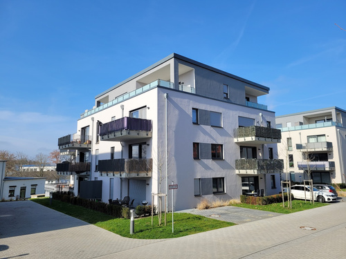 Moderne Erdgeschosswohnung mit großer Süd Terrasse in Gießen!