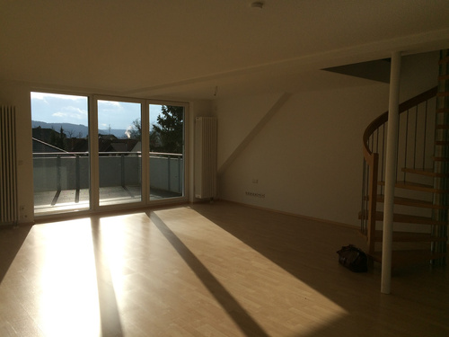 Komfortable Wohnung mit ausgebauten Dachboden, Balkon und Gäste-WC