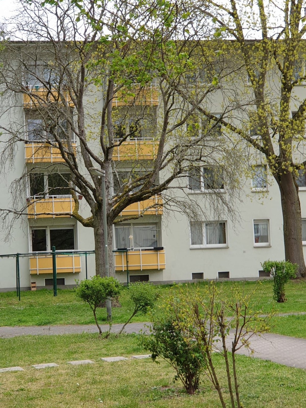 Hausansicht Balkonseite