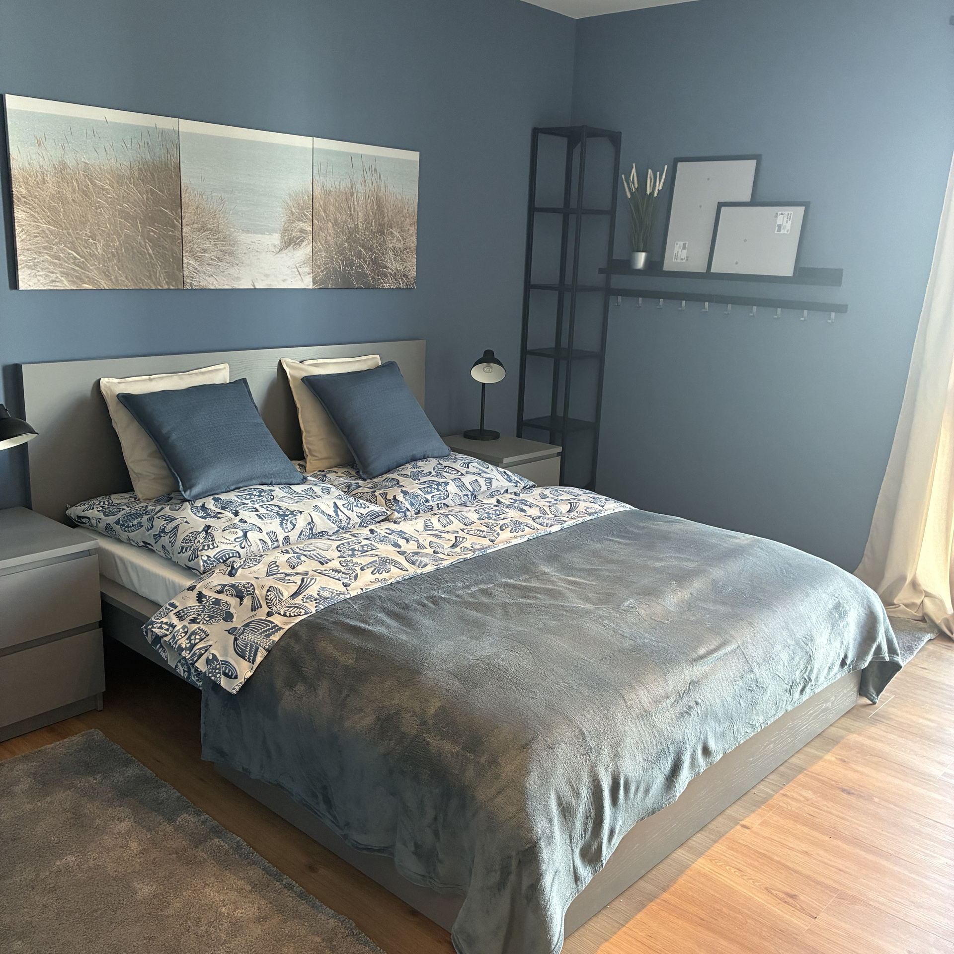 Innenansicht Schlafzimmer Musterwohnung mit IKEA Einrichtung 