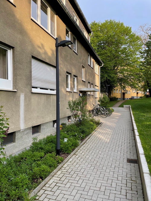 Naturnah Wohnen im schönen Frankfurt-Bergen - 2-Zimmer mit Balkon