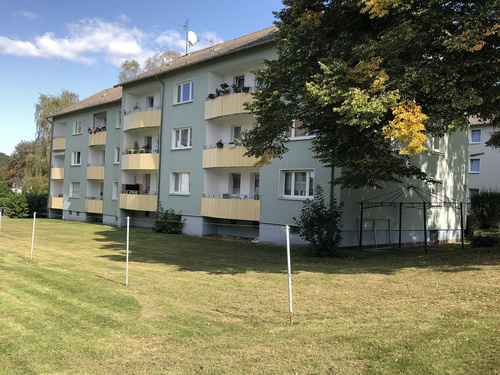 Helle 3-Zimmer-Wohnung mit Balkon und Kellerraum