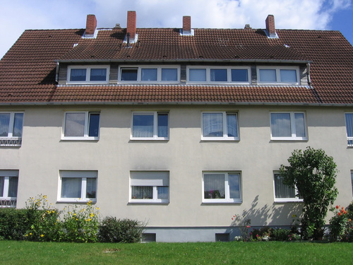 Ruhiges Mehrfamilienhaus sucht Mitmieter