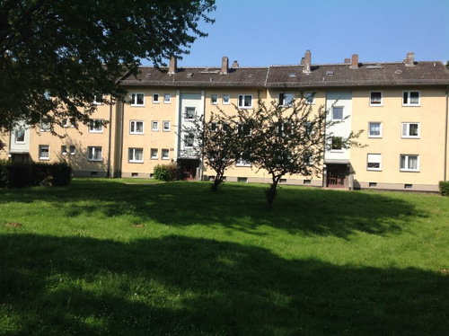 Gut geschnittene Erdgeschosswohnung kurzfristig frei