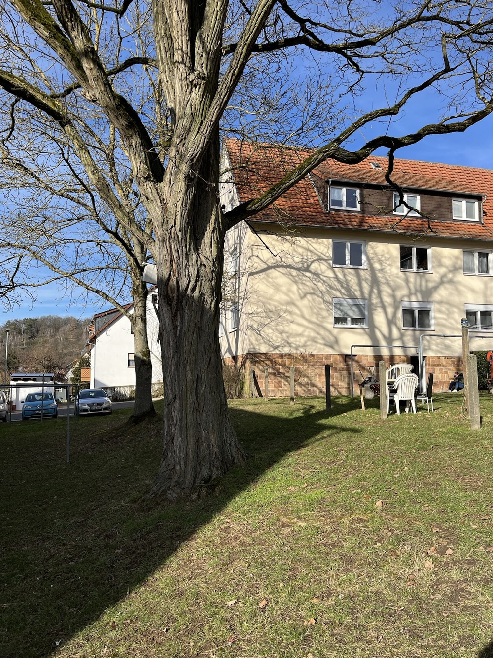 Feldstr. 1