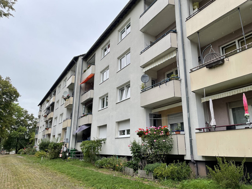 Praktische 3-Zimmer-Wohnung mit Balkon