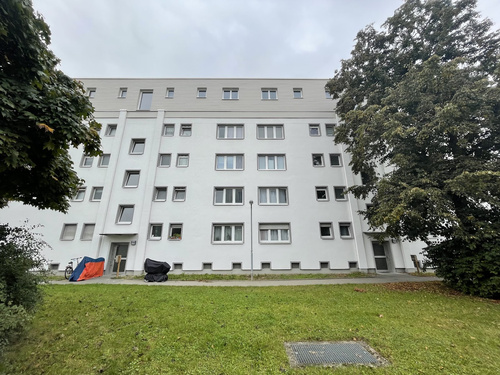 Mittelstandsförderprogramm - Geräumige Wohnung im 4. Obergeschoss