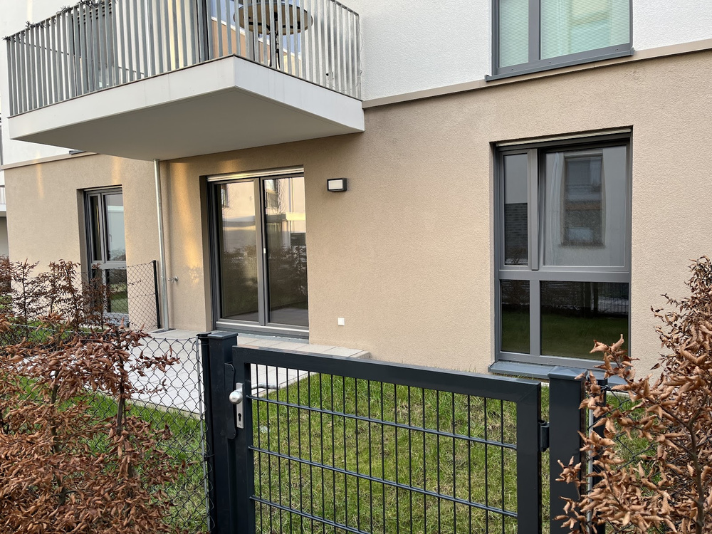 Terrasse mit Garten
