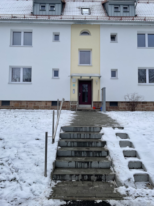 2-Zimmer-Dachgeschosswohnung ohne Balkon in Marburg-Wehrda