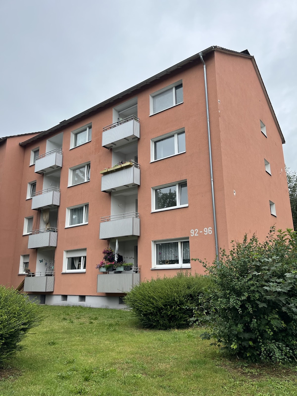 Hausansich
