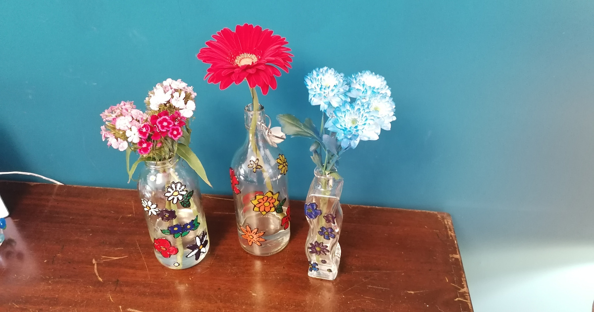 Blumenvasen aus Altglas