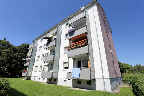 3-Zimmer-Wohnung mit Balkon und Keller im 1. Obergeschoss