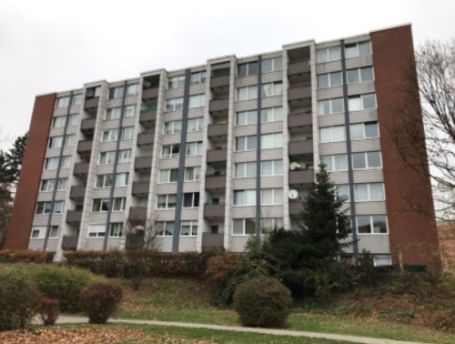 Balkonwohnung im EG für Singles oder Paare!