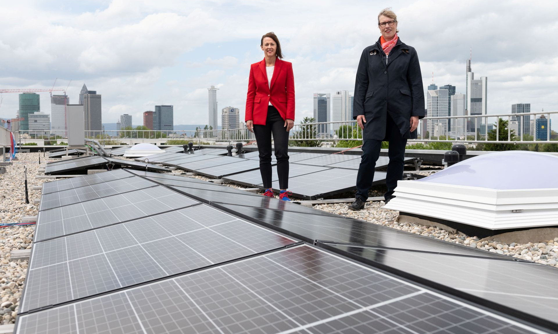 Solarzellenbesichtigung von NHW und Mainova