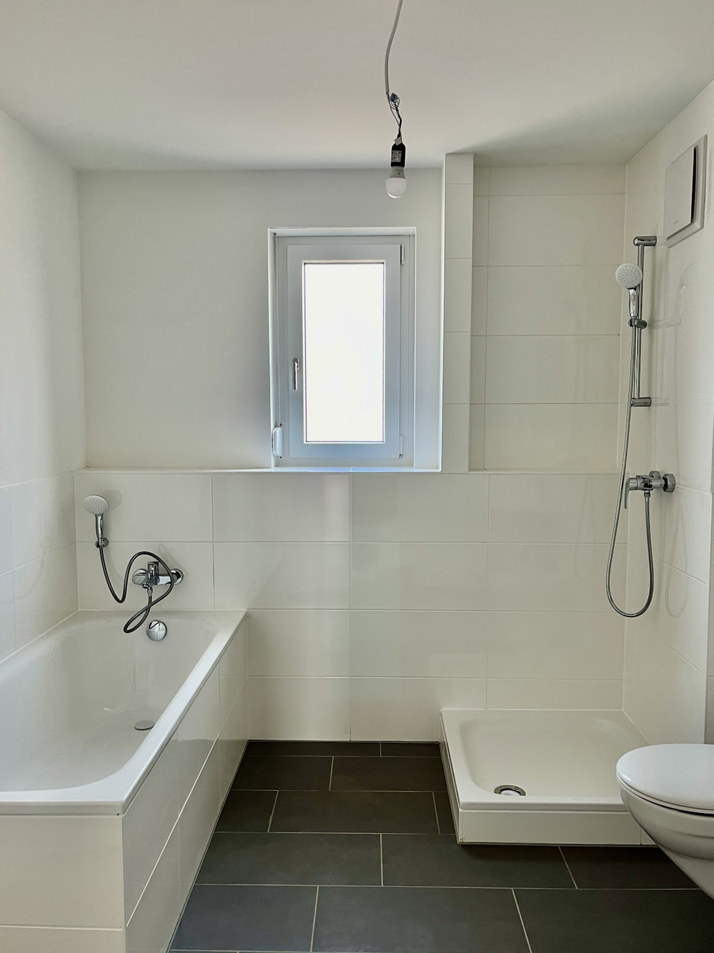 Beispiel Badewanne + Dusche (1)