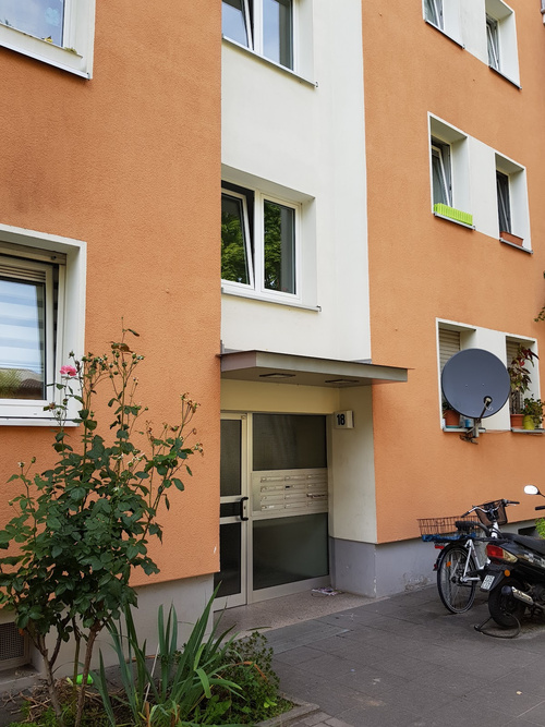 Zentral und kurzfristig beziehbar!